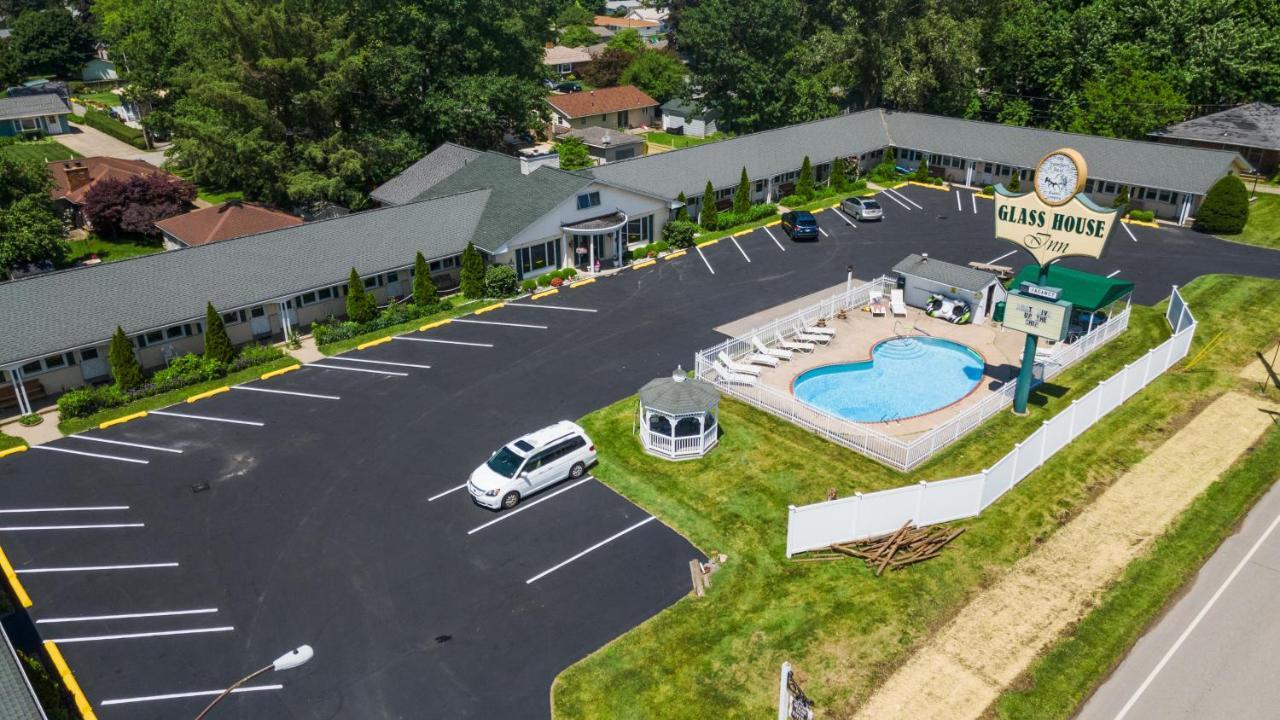Glass House Inn Erie Near I-90 & I-79 ภายนอก รูปภาพ