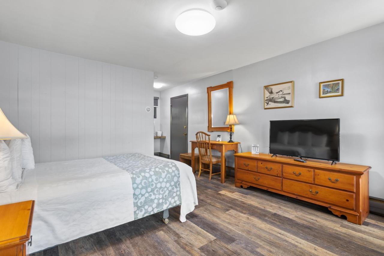 Glass House Inn Erie Near I-90 & I-79 ภายนอก รูปภาพ