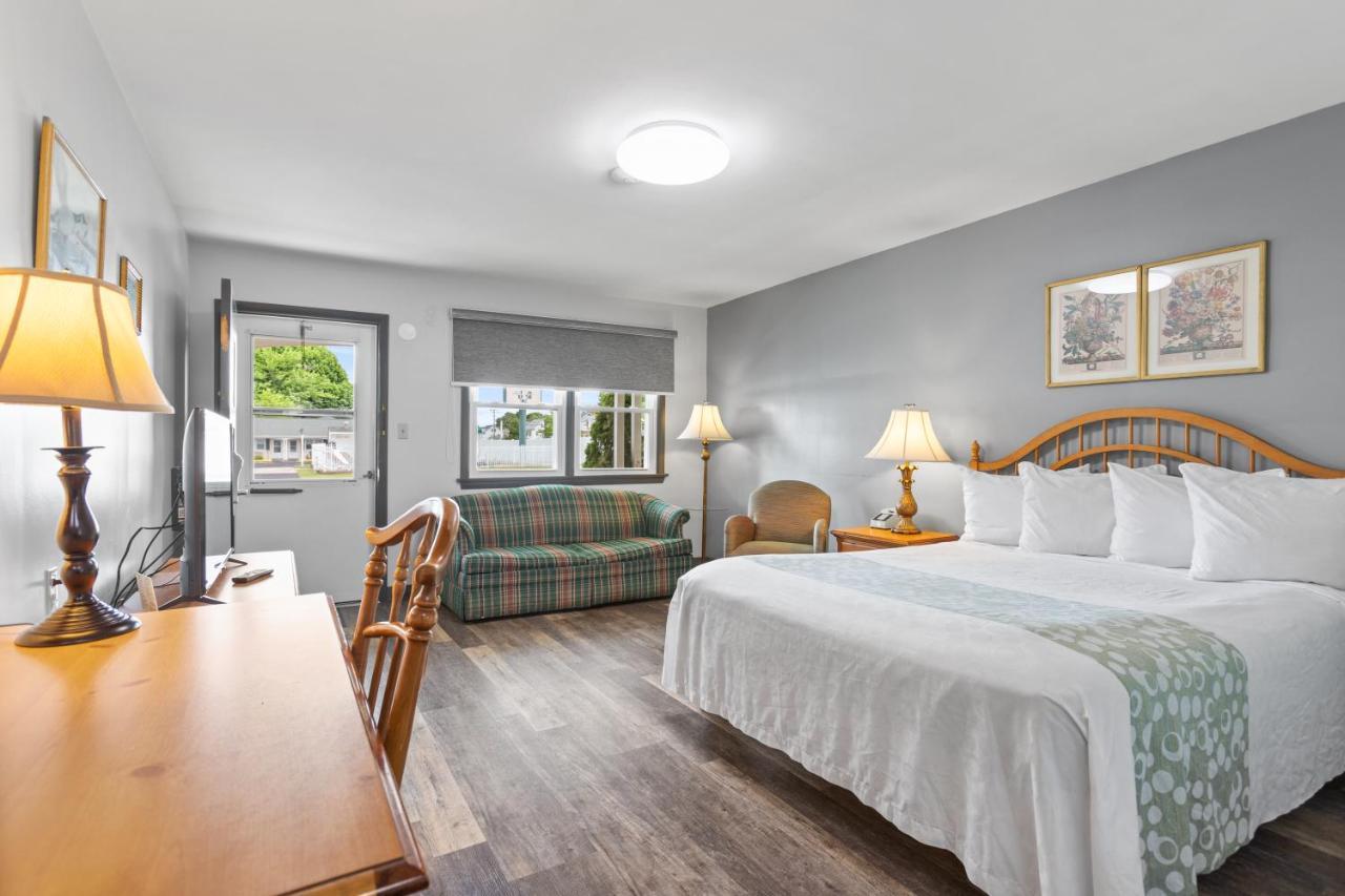 Glass House Inn Erie Near I-90 & I-79 ภายนอก รูปภาพ