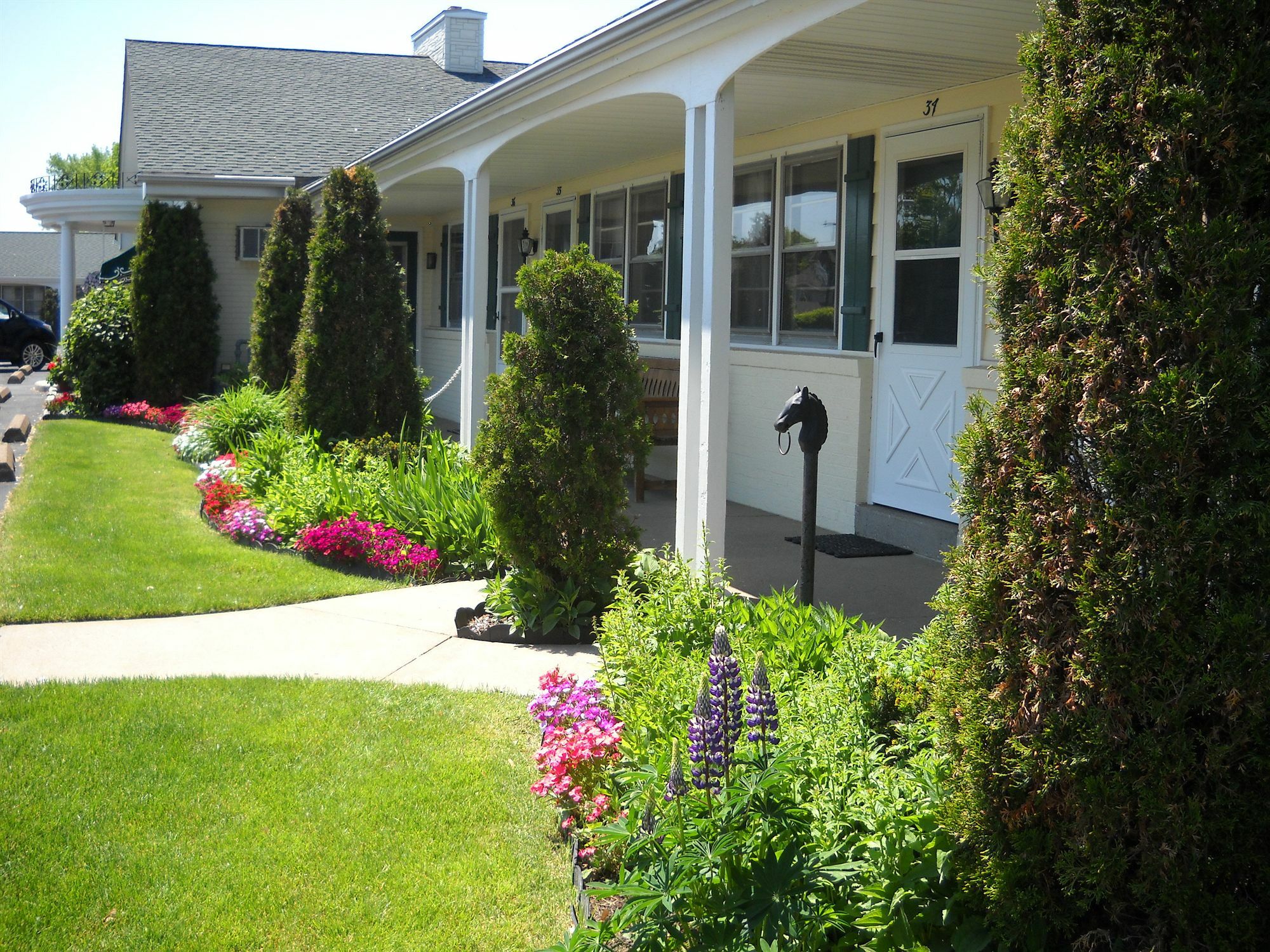 Glass House Inn Erie Near I-90 & I-79 ภายนอก รูปภาพ